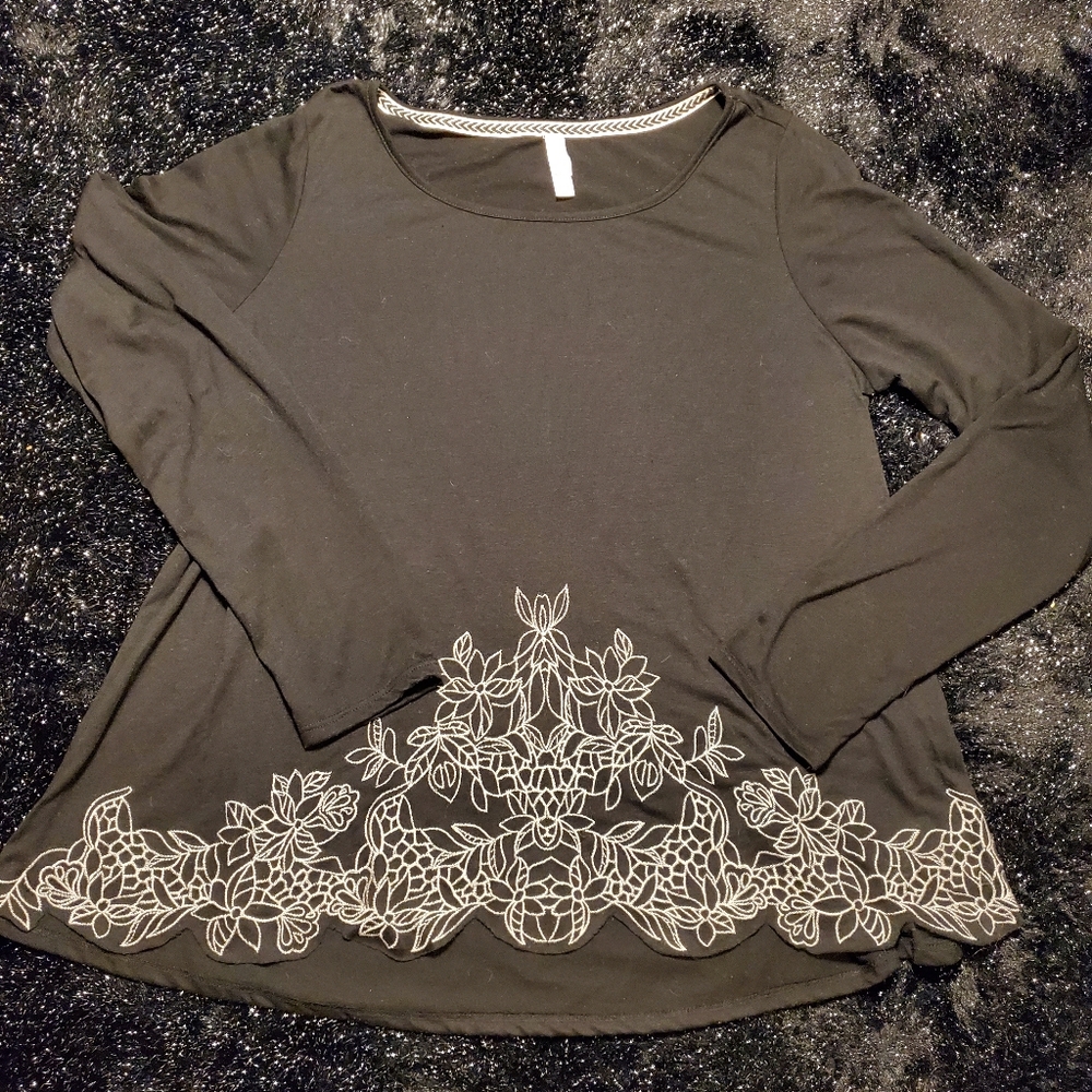 Black Long Sleeve Floral Trim Top